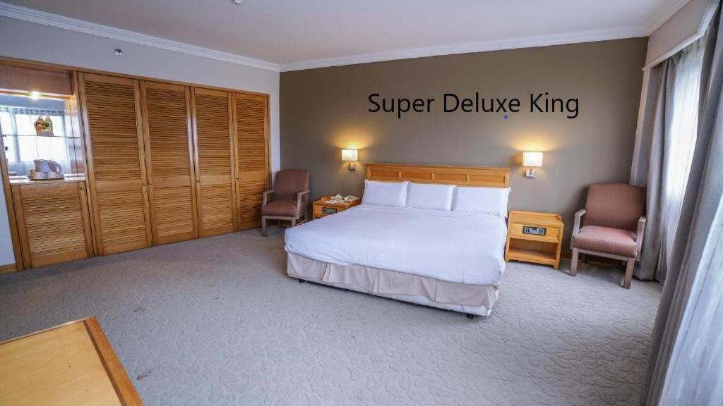 Kingwood Hotel Кучинг Экстерьер фото