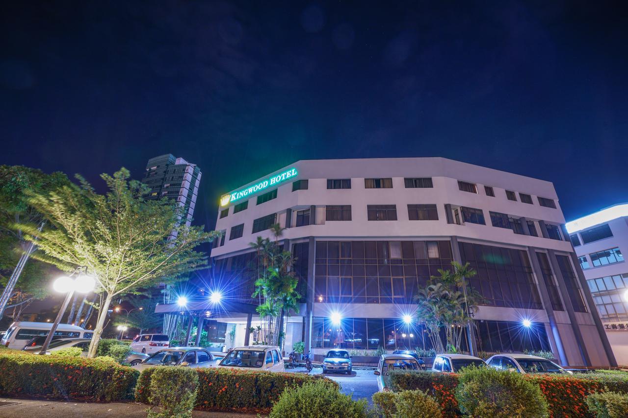 Kingwood Hotel Кучинг Экстерьер фото